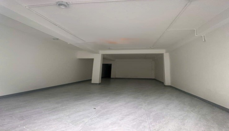 Cho thuê nhà ngõ ô tô Mai Động, Hai Bà Trưng làm căn hộ dịch vụ, 64m2, 8 phòng, 4 WC